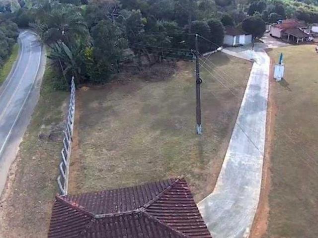 Fazenda / Sítios / Chácaras com 3 quartos à venda em Lambari, no bairro Zona Rural