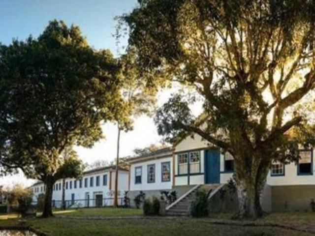 Fazenda / Sítios / Chácaras com 11 quartos à venda em Rio Preto, no bairro Zona Rural