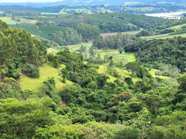 Fazenda / Sítios / Chácaras com 1 quarto à venda em Elói Mendes, no bairro Zona Rural