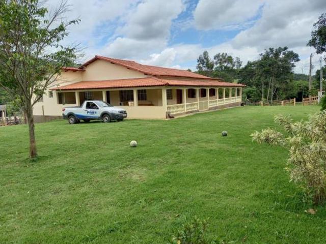 Fazenda / Sítios / Chácaras com 1 quarto à venda em Passa Tempo, no bairro Centro
