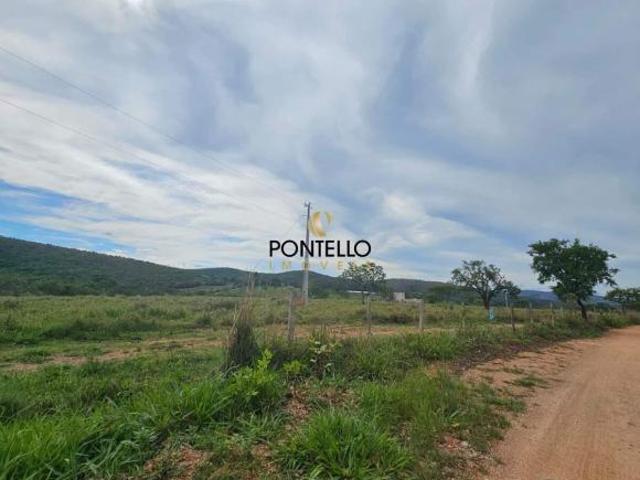 Fazenda / Sítios / Chácaras com 2 quartos à venda em Sete Lagoas, no bairro Silva Xavier