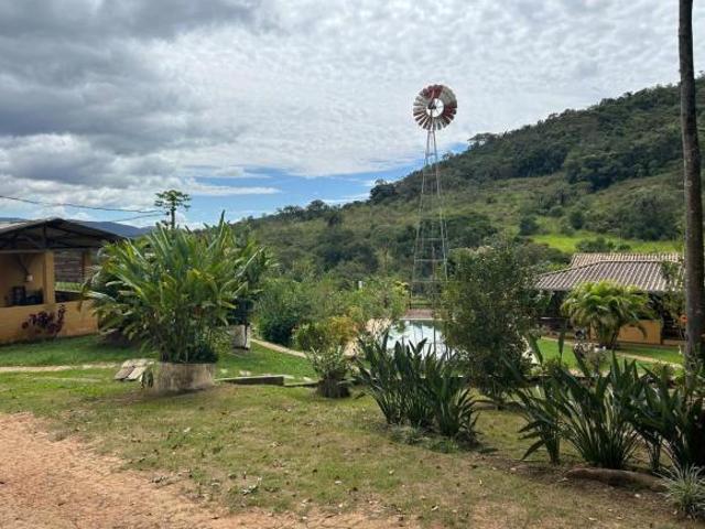 Fazenda / Sítios / Chácaras com 5 quartos à venda em Belo Horizonte, no bairro Centro