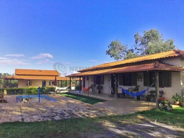 Fazenda / Sítios / Chácaras com 5 quartos à venda em Jaboticatubas, no bairro Fazenda Bela Vista
