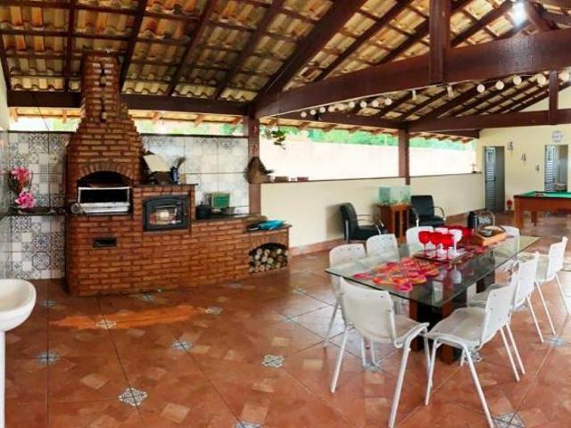 Fazenda / Sítios / Chácaras com 5 quartos à venda em São José Da Lapa, no bairro Inácia De Carvalho
