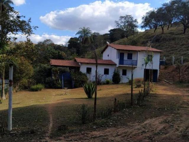 Fazenda / Sítios / Chácaras com 6 quartos à venda em Rio Manso, no bairro Zona Rural
