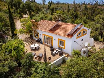 Fazenda tradicional com grande área em Odemira 162m² São Teotónio