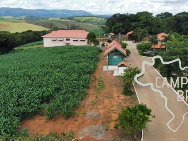FAZENDA 70.66 ALQUEIRES COM BELÍSSIMA ESTRUTURA PARA PECUÁRIA E LAVOURA !