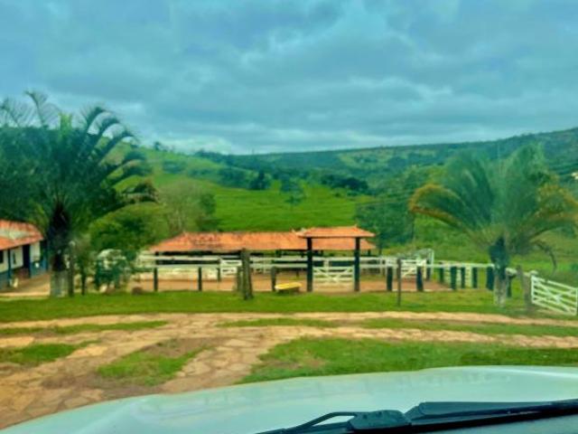 Fazenda 883 hectares localizada a 40 km de Diamantina/MG