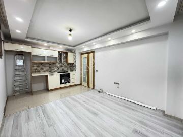 Fb Gayrimenkul'den Yeni Bina 1+1 Kiralık Daire