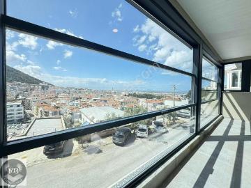 Balçova, İzmir ili, Ege Bölgesi - Asansör