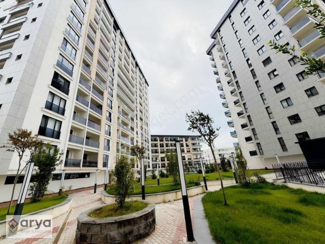Fgm Gloria,geniş,site İçi,çift Banyo, Geniş Balkonlu Satılık 2+1