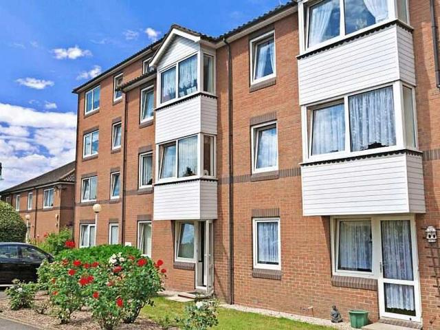 Fentiman Way, Hornchurch RM11, 1 bed property to rent, £1,100 pcm | PrimeLocation