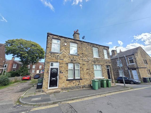 Fenton Street, Mirfield WF14, 3 bed semi detached house to rent, £1,000 pcm | PrimeLocation