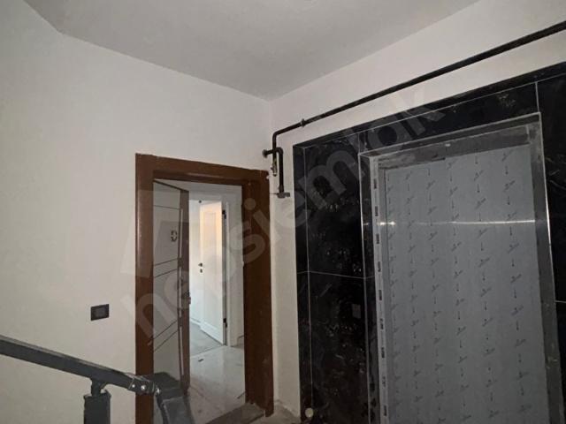 FEN LİSESİ CİVARI SATILIK 2+0 SIFIR DAİRE