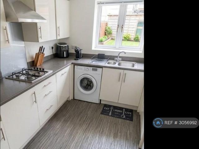 Fen St, Milton Keynes, MK10 1 bed in a house share to rent £672 pcm £155 pw
