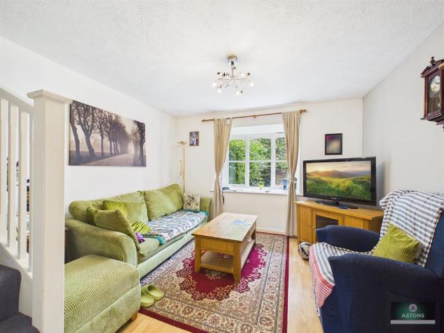 Fenchurch Road, Maidenbower, Crawley
