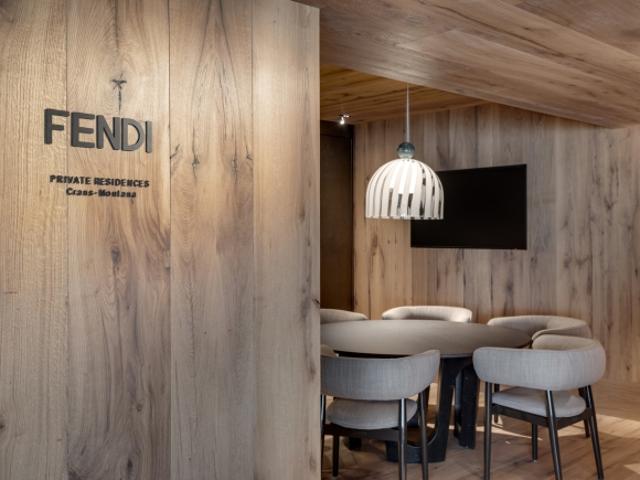 FENDI Residenzen Luxusapartment im Erdgeschoss, Ostausrichtung P02