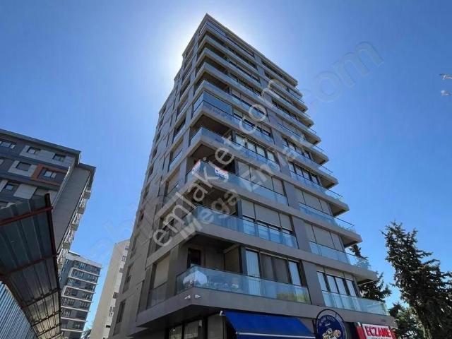 Fener Kalamış Caddesi'nde 135m2 Net Deniz Manzaralı 3+1 Daire
