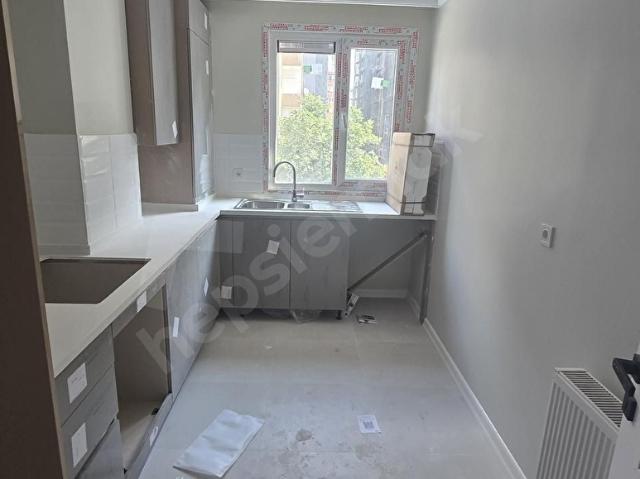 FENERYOLU 2+1 78M2 SIFIR KOMBİLİ ARAKAT DAİRE