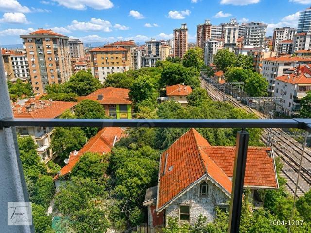 Feneryolu Bağdat Caddesi'ne Çok Yakın Sıfır 2+1 Balkonlu Daire
