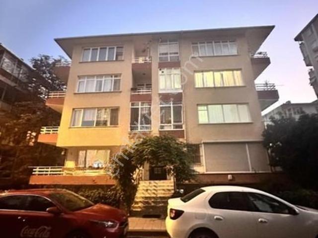 Feneryolu Gedikli Sokakta 2+1 Ferah Kiralık Daire