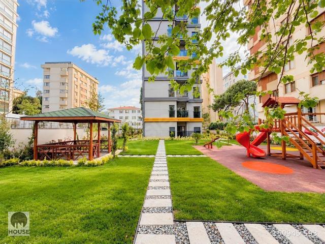 Feneryolu Marmaraya Komşu Site Özellikli Balkonlu E.Banyolu 3+1