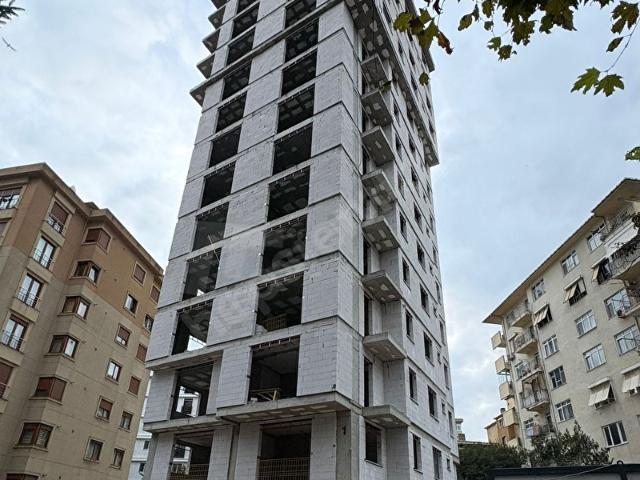 FENERYOLU MÜJDAT GEZEN ARKASINDA NET 81 m2 2+1