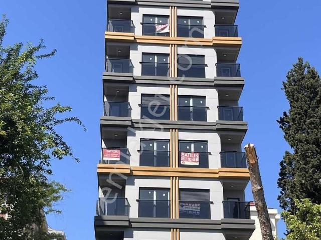 Feneryolunda Prestijli Yaşamın Yeni Adresinde Satılık Daire