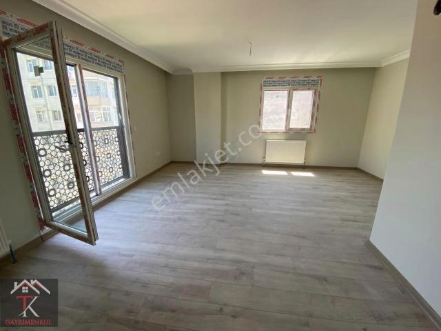 Feneryolu'nda Yeni Projede 3+1 Lüks Daire, 89m² Net