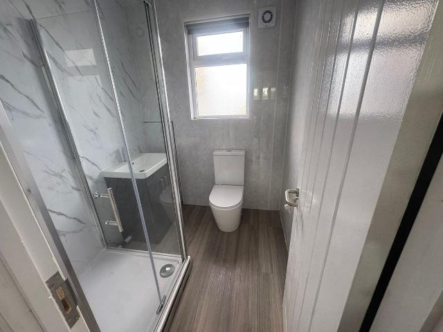 Fenham Hall Drive, Newcastle Upon Tyne NE4, 6 bed terraced house to rent, £2,000 pcm | PrimeLocation