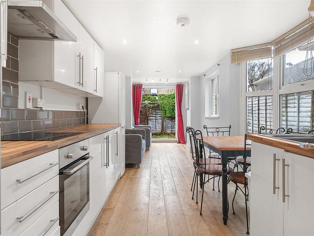 Fenham Road, Peckham, London, SE15