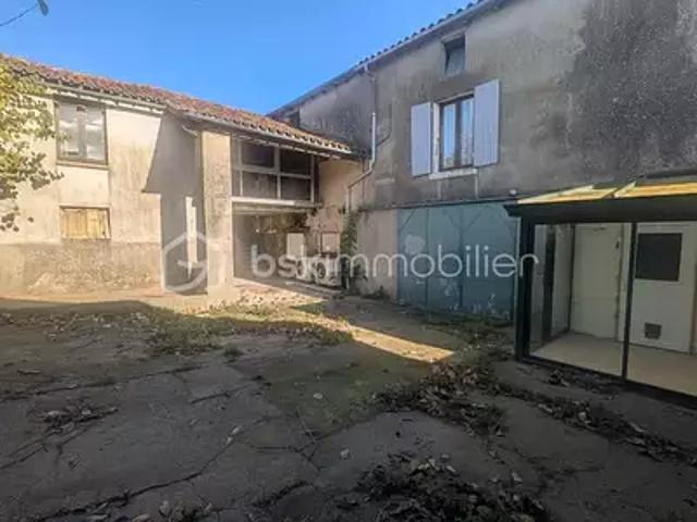 Fenioux 79160 Achat / Vente maison 10 pièces t10 terrasse cave