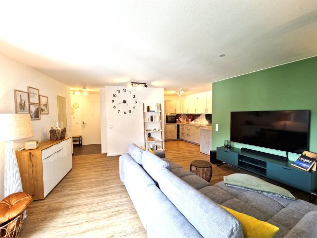 FENJOY: Holiday apartment with balcony | Central | BBQ