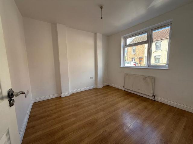 Fenlake Road, Bedford