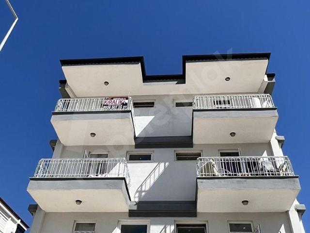 FENOMENDEN KİRALIK TRANWAY YAKINI 1+1 ASANSÖRLÜ DAİRE