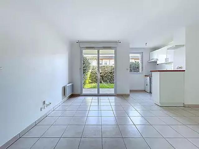 Fenouillet 31150 Achat / Vente appartement 1 pièce t1 au dernier étage piscine