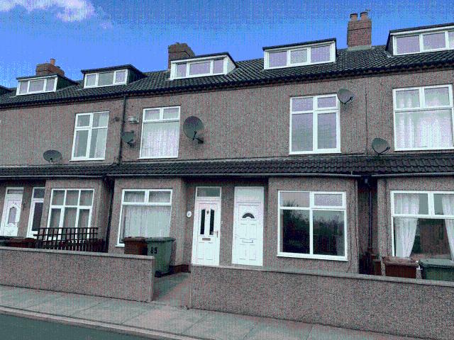 Featherstone, 3 bed terraced house to let