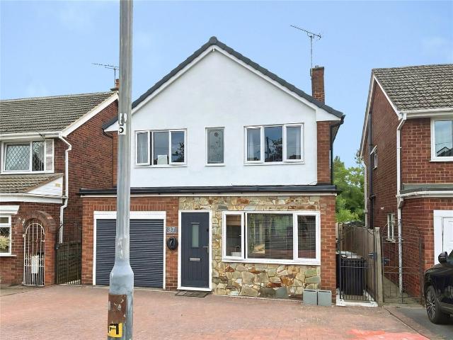 Featherstone Close, Nuneaton, Warwickshire CV10, 3 bed detached house to rent, £1,500 pcm | PrimeLocation