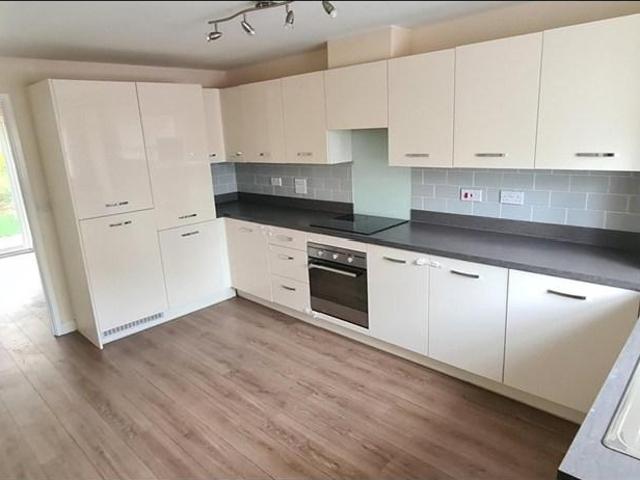 Featherwood Avenue, Newcastle Upon. 3 bed semi detached house to rent £1,185 pcm £273 pw