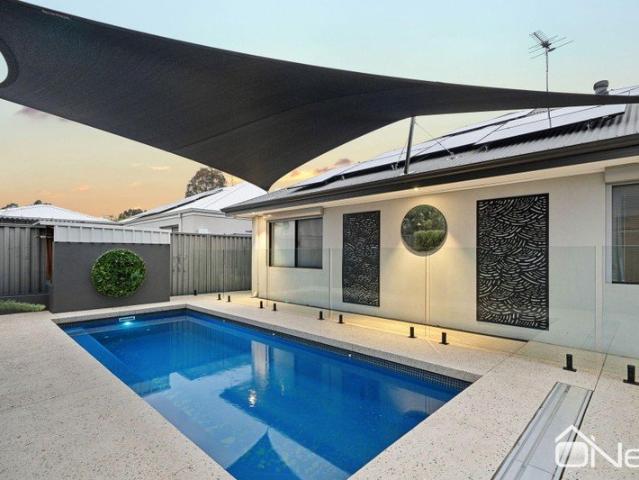 FEATURE PACKED FAMILY HOME FINISHED TO PERFECTION