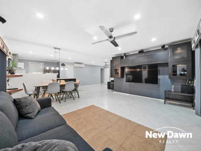 Feature Packed Family Living with Exceptional Indoor & Outdoor Appeal