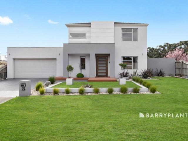 Feature Packed in Quiet Court Must Be Sold
