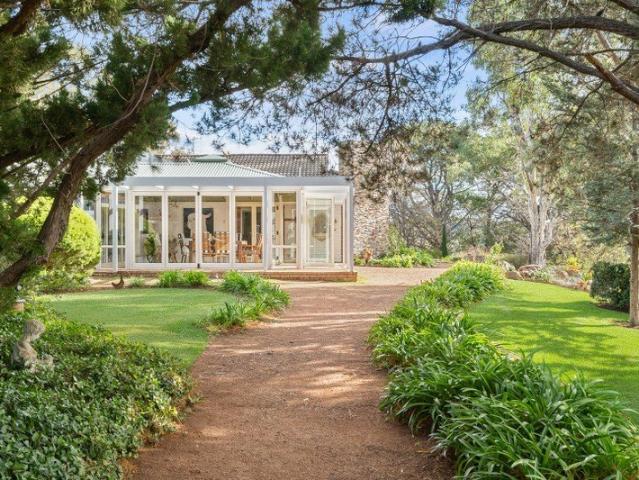 FEATURES GALORE SUITING YOUR RURAL LIFESTYLE