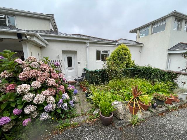 Feadon Lane, Redruth TR16, 1 bed flat to rent, £1,100 pcm | PrimeLocation