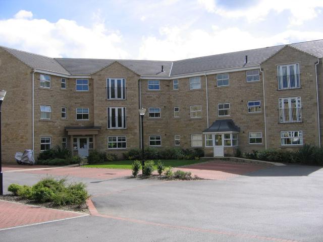Fearnley Croft, Gomersal, Cleckheaton, West Yorkshire BD19, 2 bed flat to rent, £825 pcm | PrimeLocation