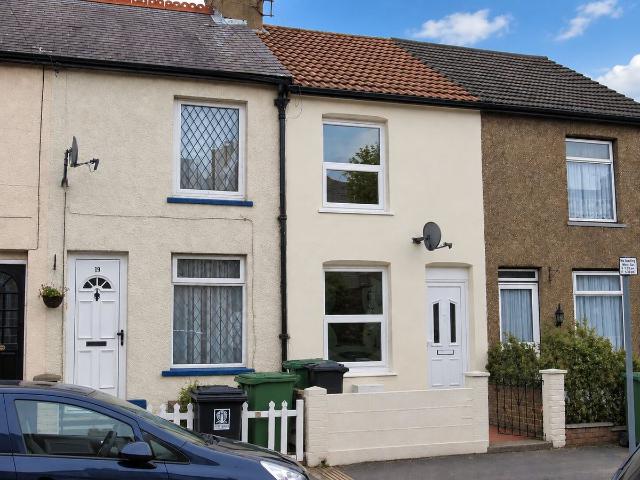 Fearnley Street, Watford WD18, 2 bed terraced house to rent, £1,500 pcm | PrimeLocation