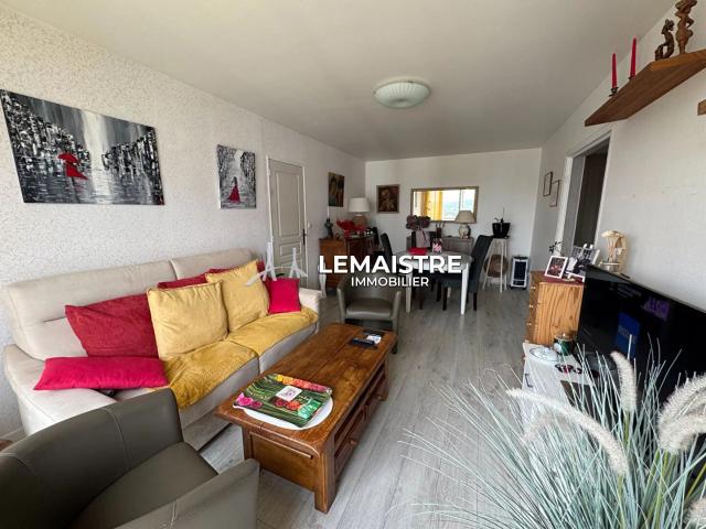 Fécamp Appartement F2 avec ascenseur, cave et garage Résiden
