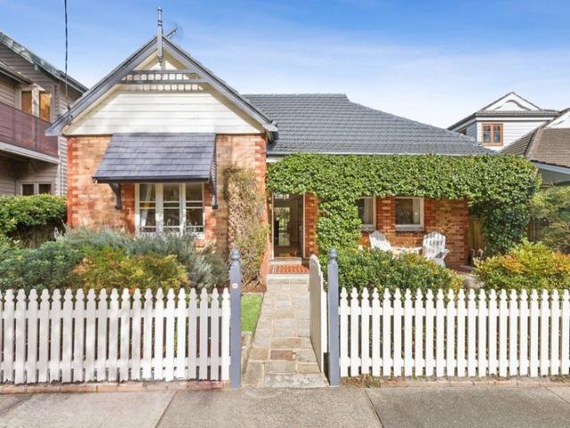 Federation Elegance Reimagined in Prime Manly Enclave