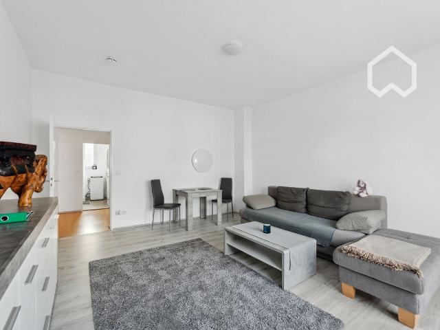 Feel at home in a 3 room non smoking apartment, which was completely renovated in 2024 and is fully refurbished Berlin Amsterdam Apartments for Rent