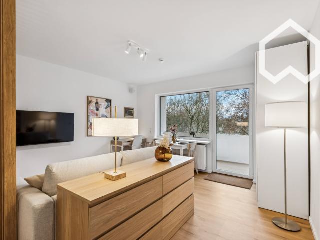 Feel good apartment with balcony and green view – modern, quiet & perfectly equipped